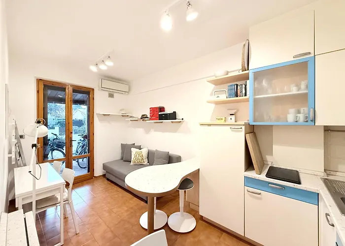 Appartement M453 - Marcelli, Comodo Bilocale Con Giardino